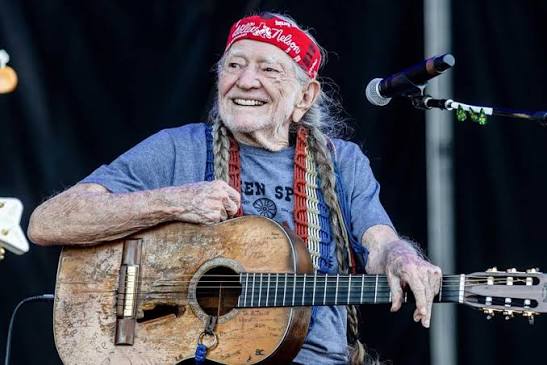 Willie Nelson Death: Rumors Spark Concern Among Fans as False Reports Circulate Online
